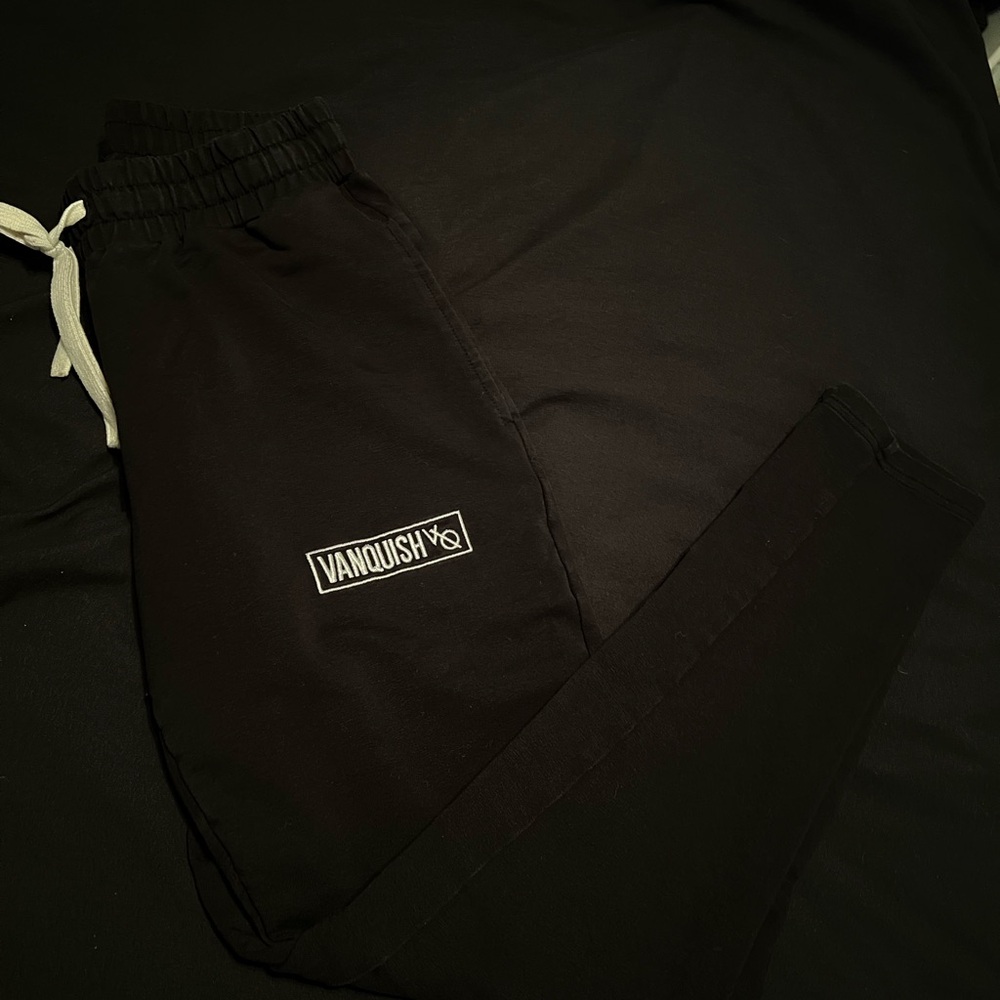 Vanquish Men’s Joggers